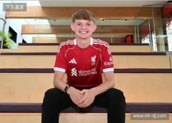 记者:利物浦球探已经多次考察雷恩后卫雅凯,管理层很欣赏他